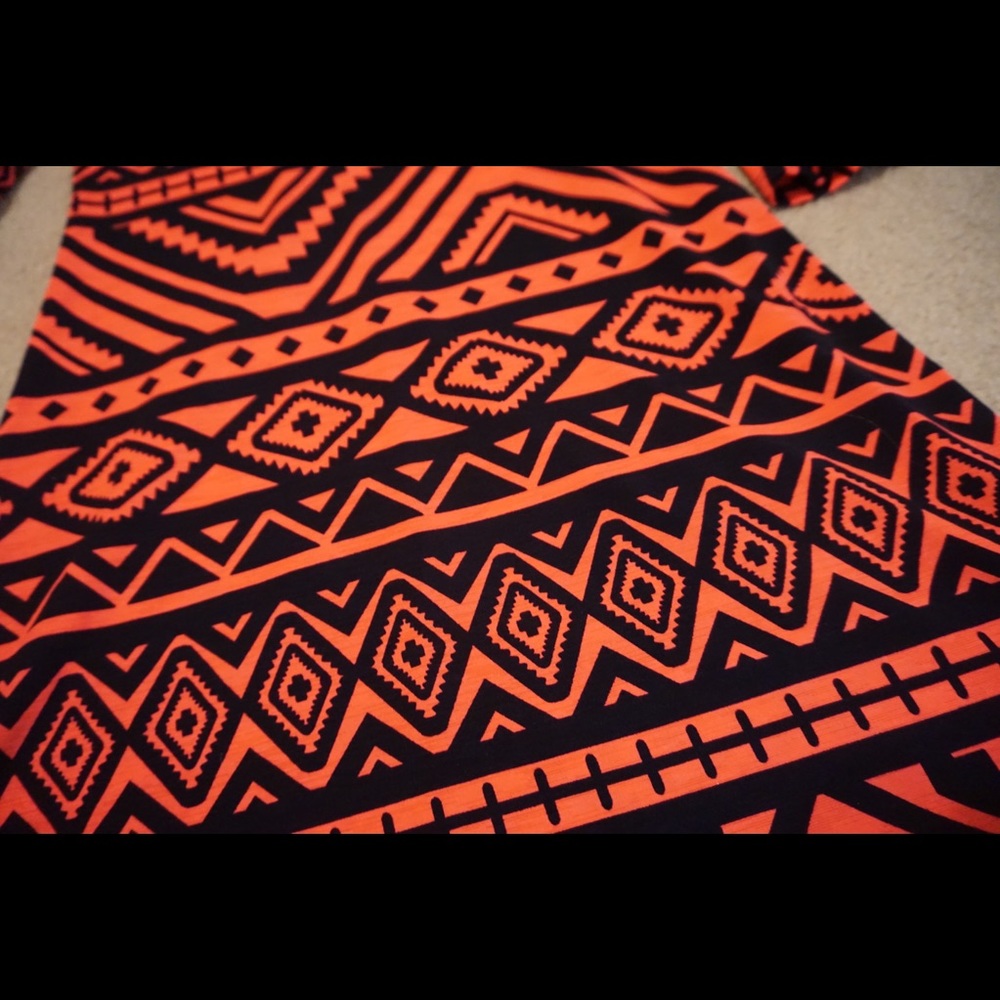 Dress - Picture 2 of 4